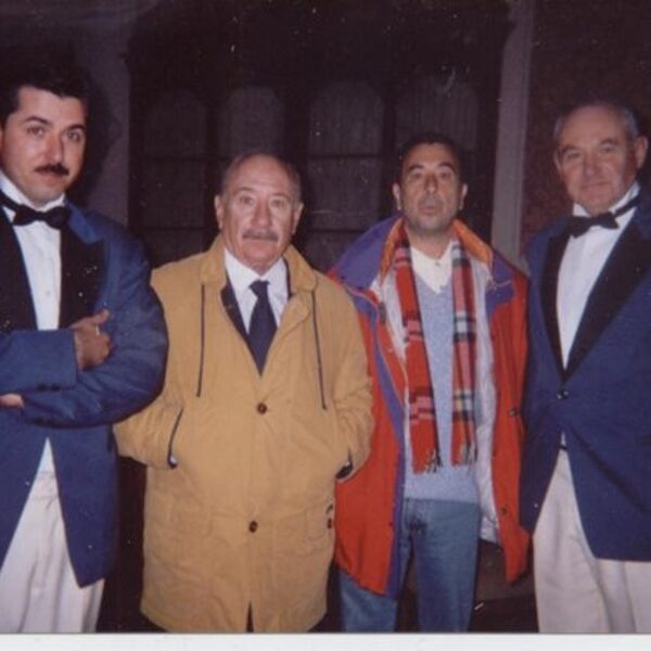 Junto al director José Luis Garcí y el actor Alfredo Landa